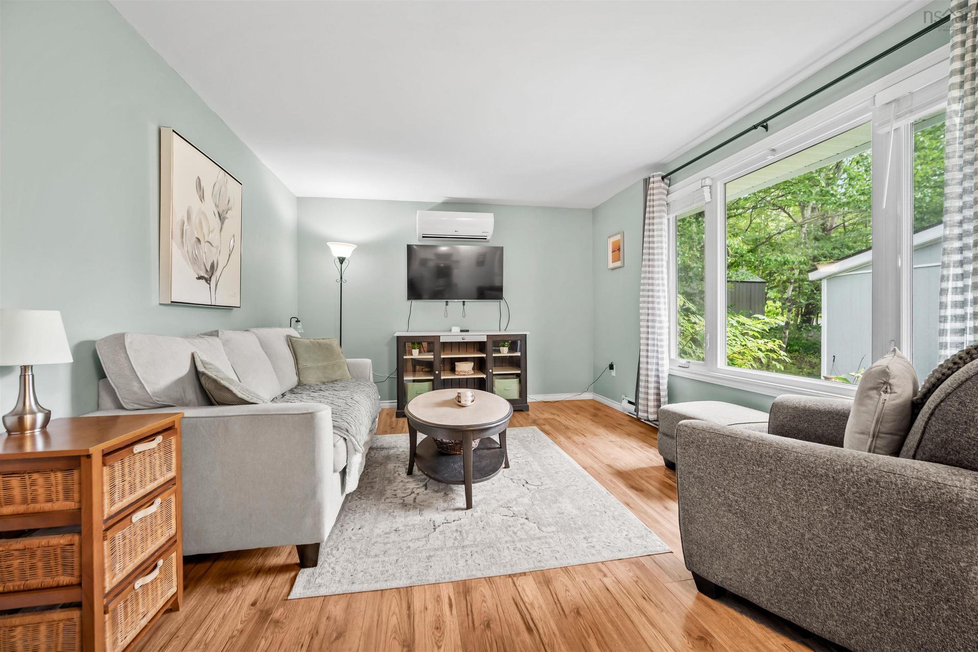21 Cathy Road, Brookside, NS - Indoor Photo Showing Living Room