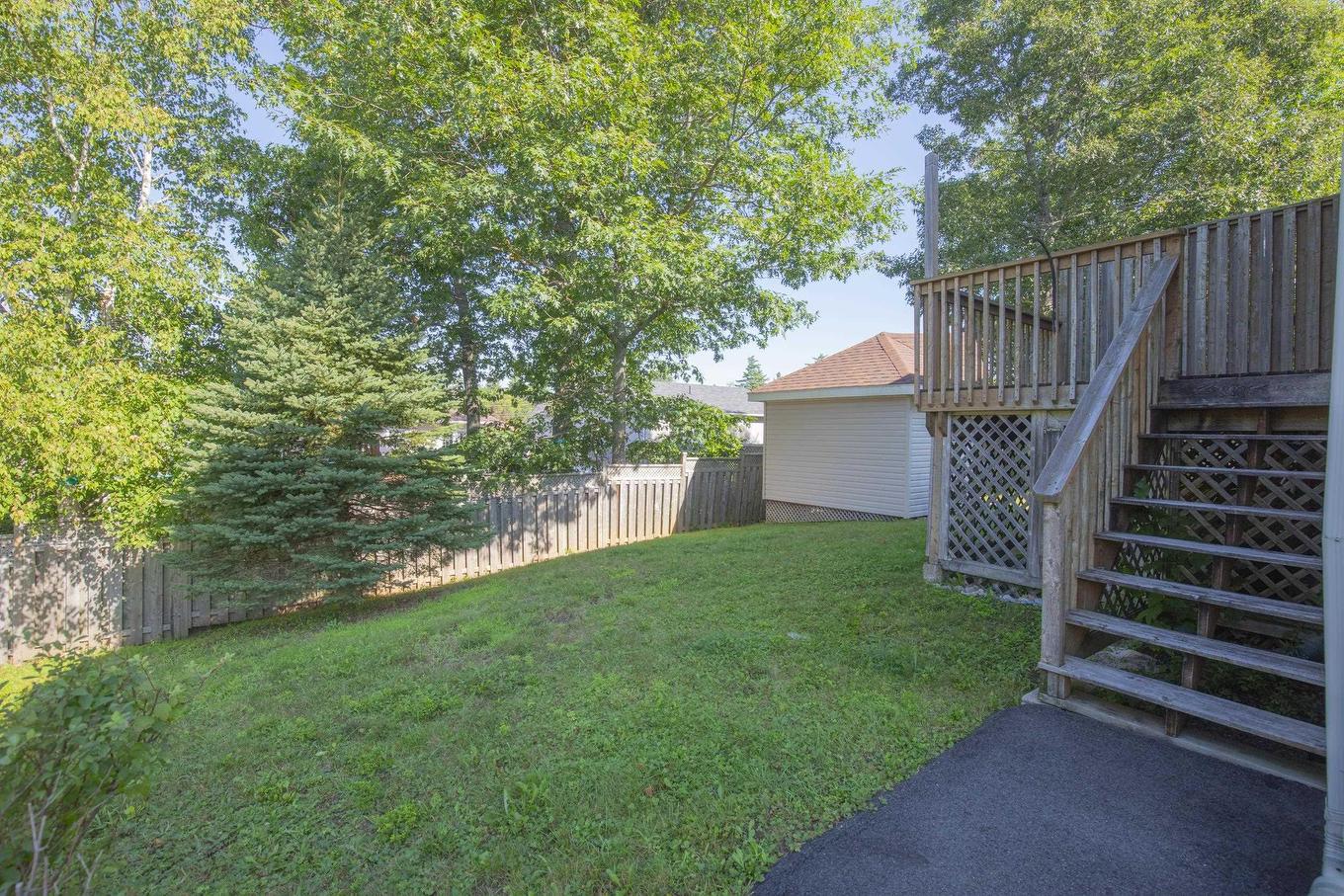 27 Willowbend Court, Bridgewater, NS - Outdoor