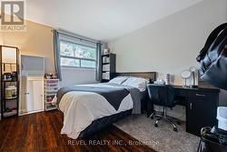 Bedroom 2 - 