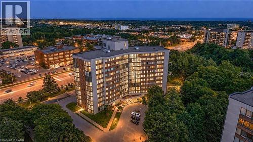 1230 MARLBOROUGH Court Unit# 202  Oakville, ON L6H 3K6