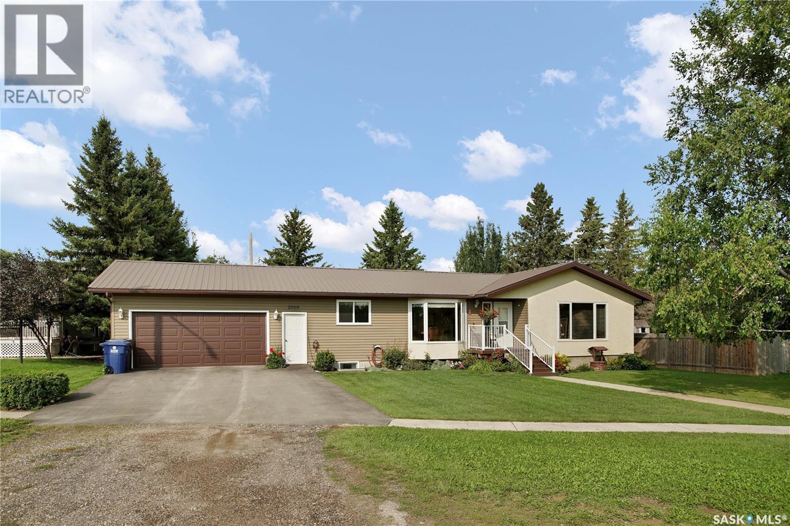 2009 Railway Avenue, Laird, SK