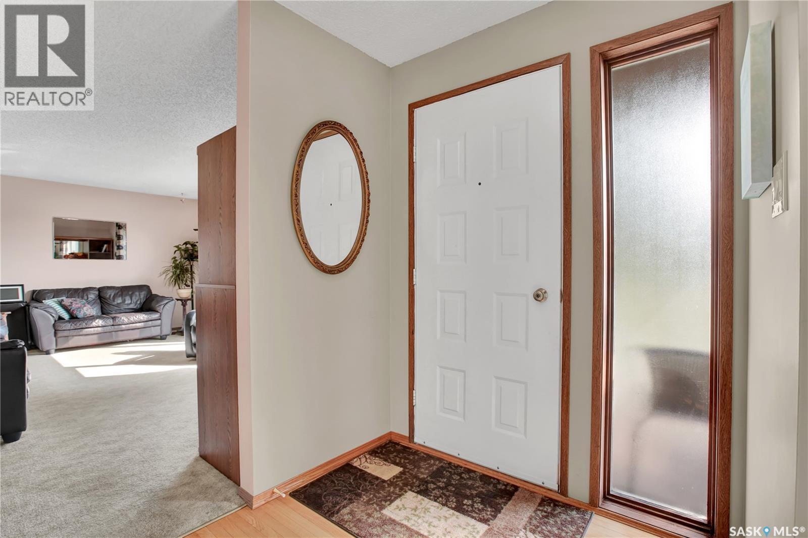 2009 Railway Avenue, Laird, SK