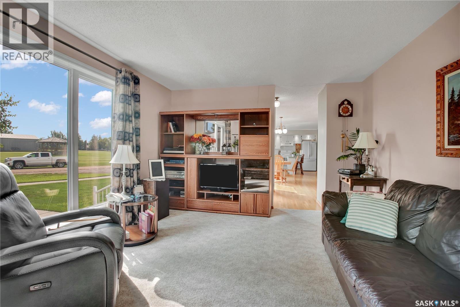 2009 Railway Avenue, Laird, SK