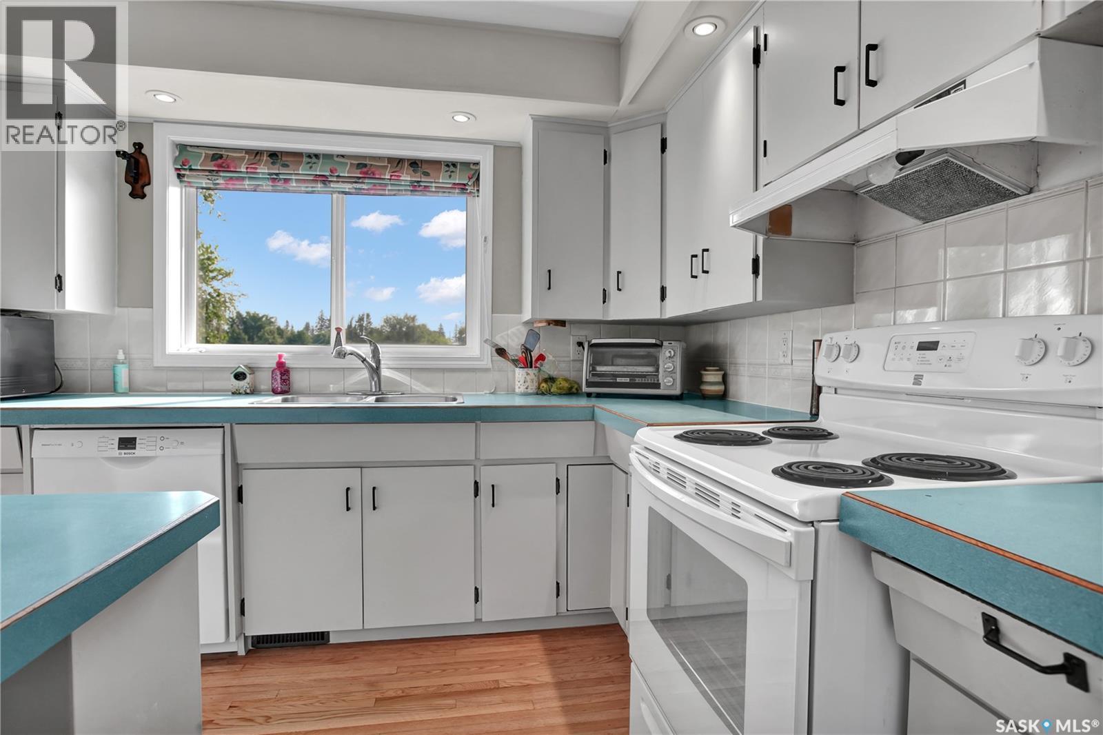 2009 Railway Avenue, Laird, SK