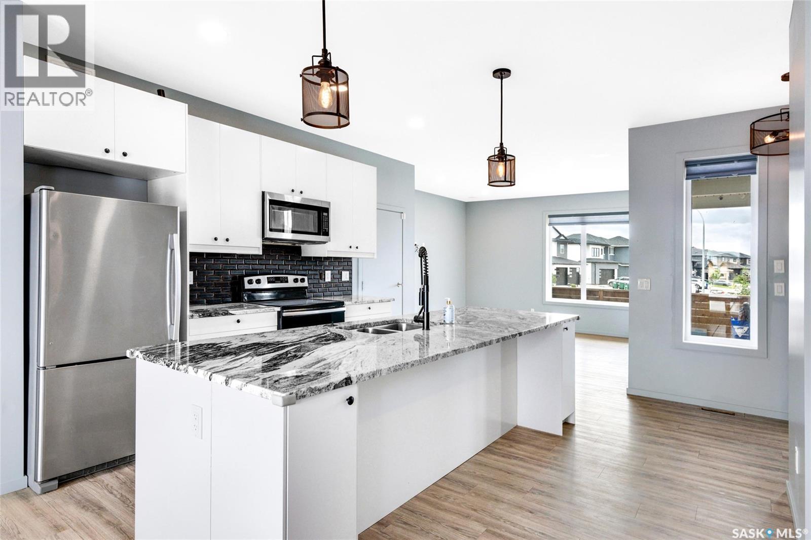 342 Kenaschuk Lane, Saskatoon, SK