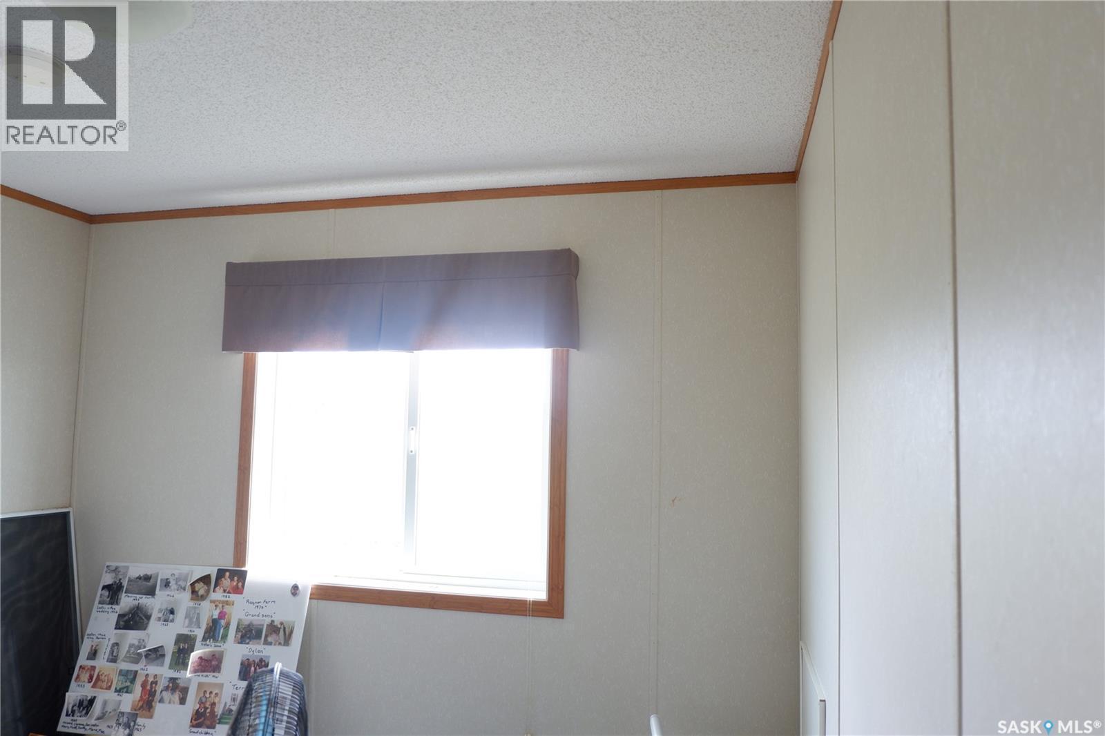 Rayner Acreage, Old Post Rm No. 43, SK