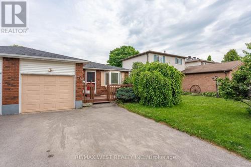 369 GALLOWAY BOULEVARD  Midland, ON L4R 5C1