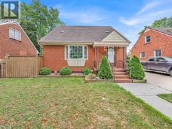2187 GIRARDOT Windsor, ON N9B 1R3