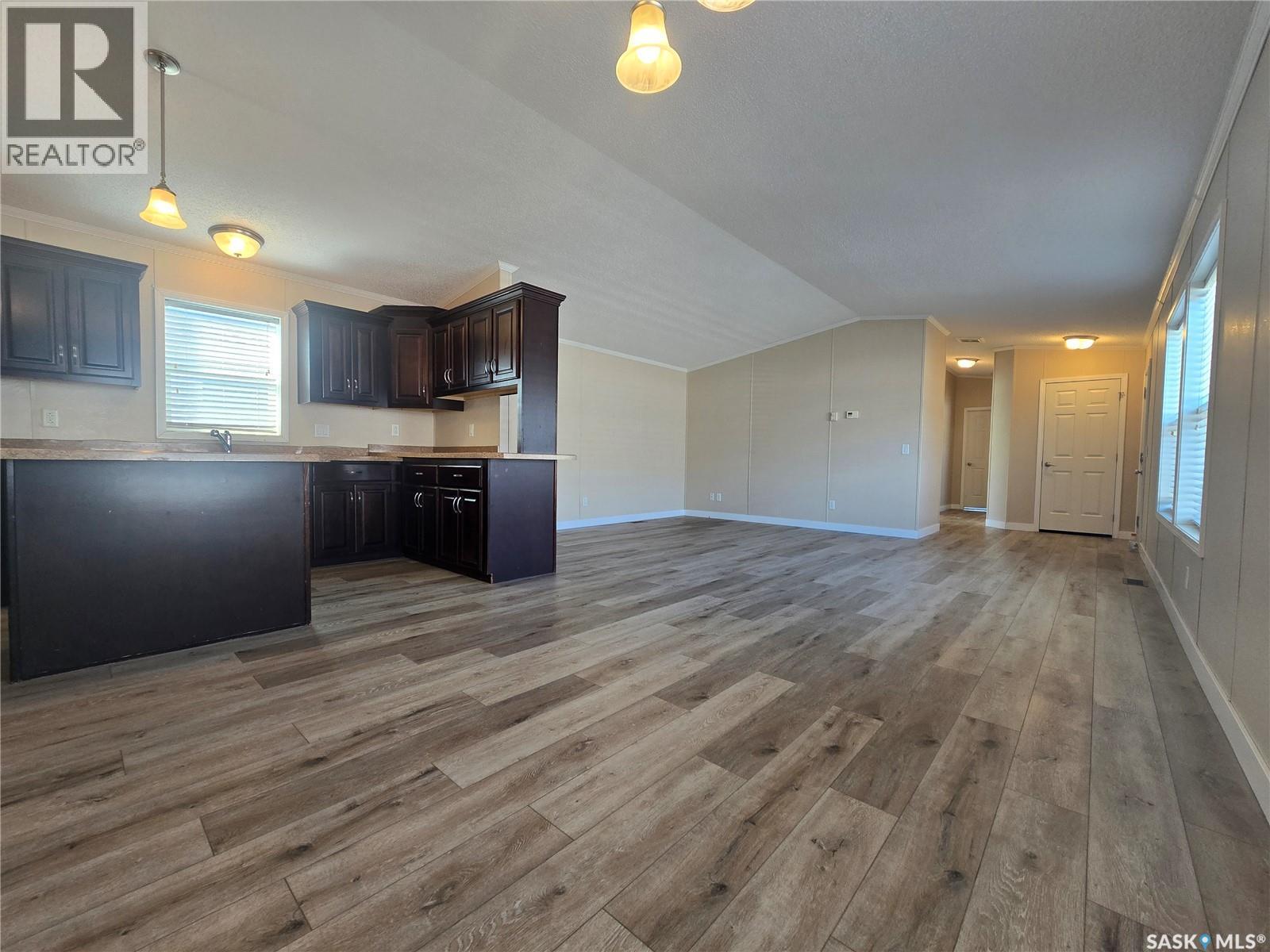 210 Brownlee Street, Weyburn, SK