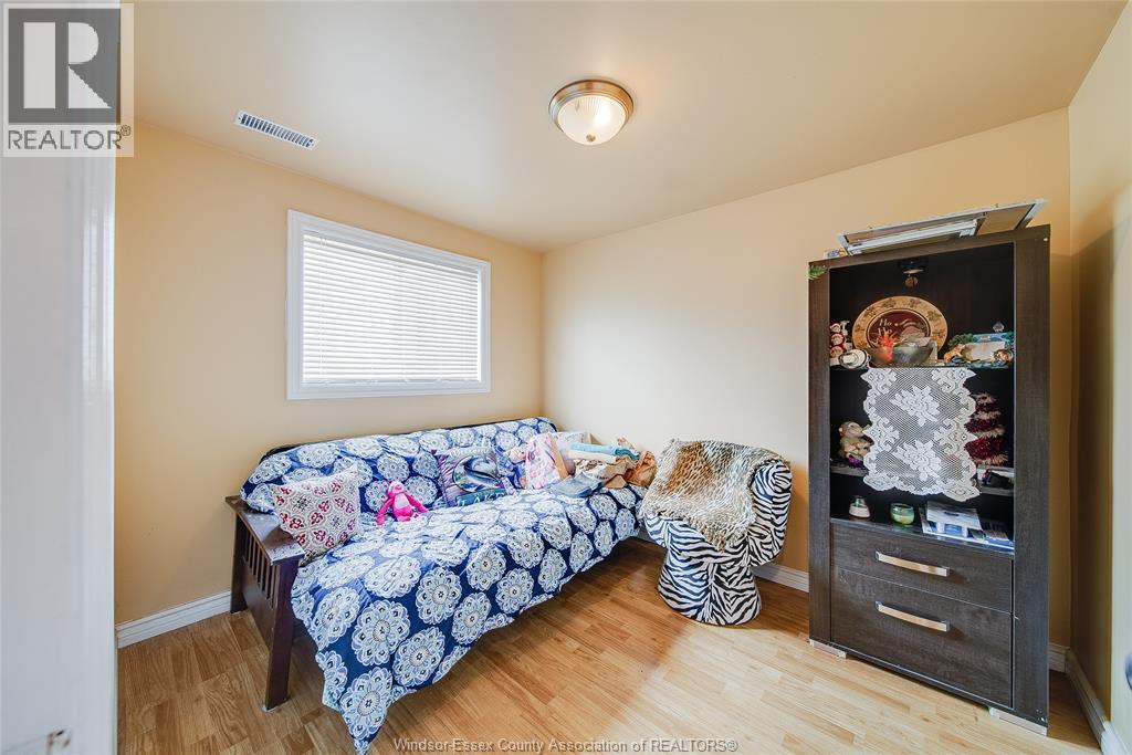 989 Windsor Avenue, Windsor, ON