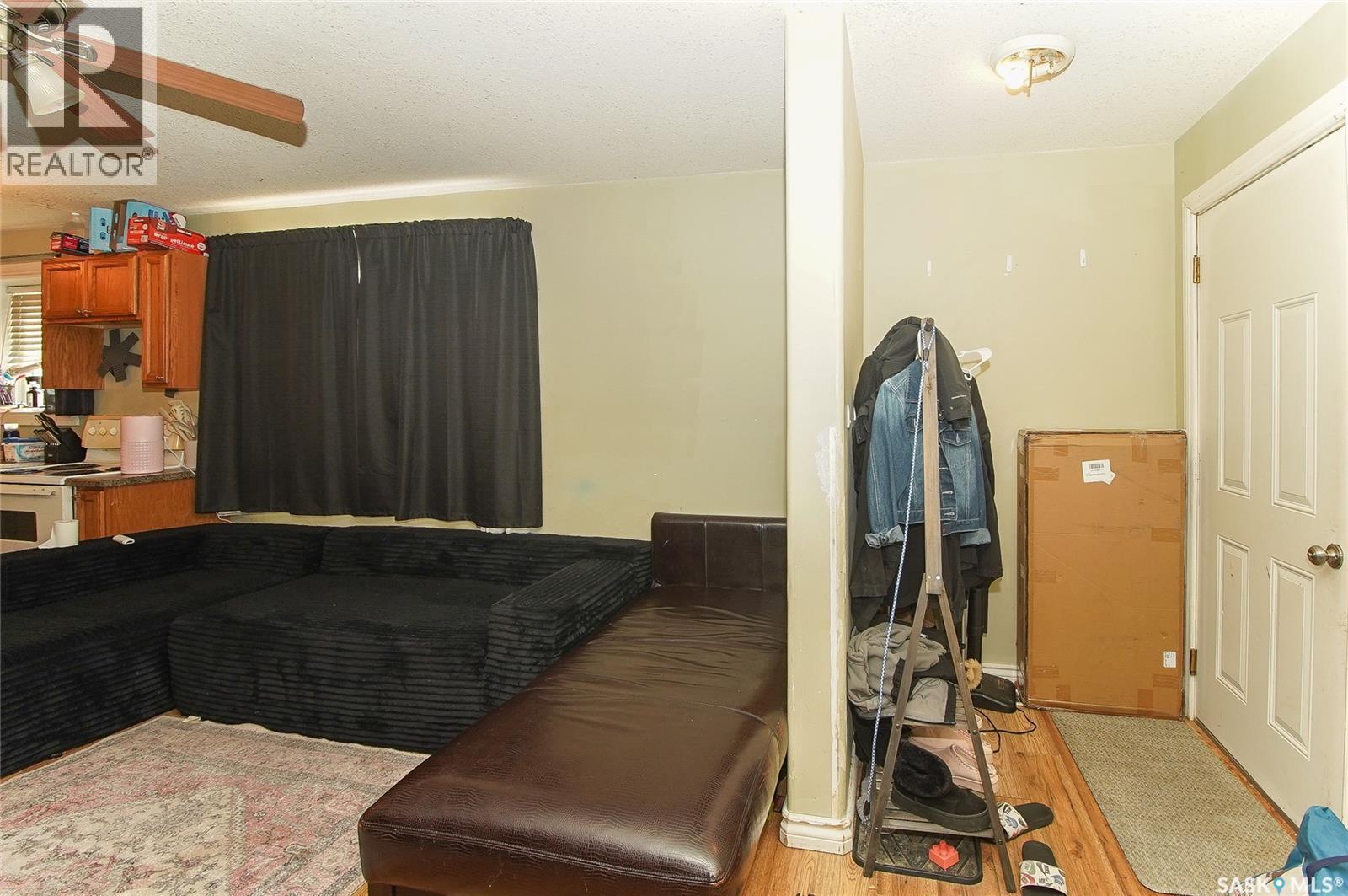 A B 417 Robinson Street, Regina, SK