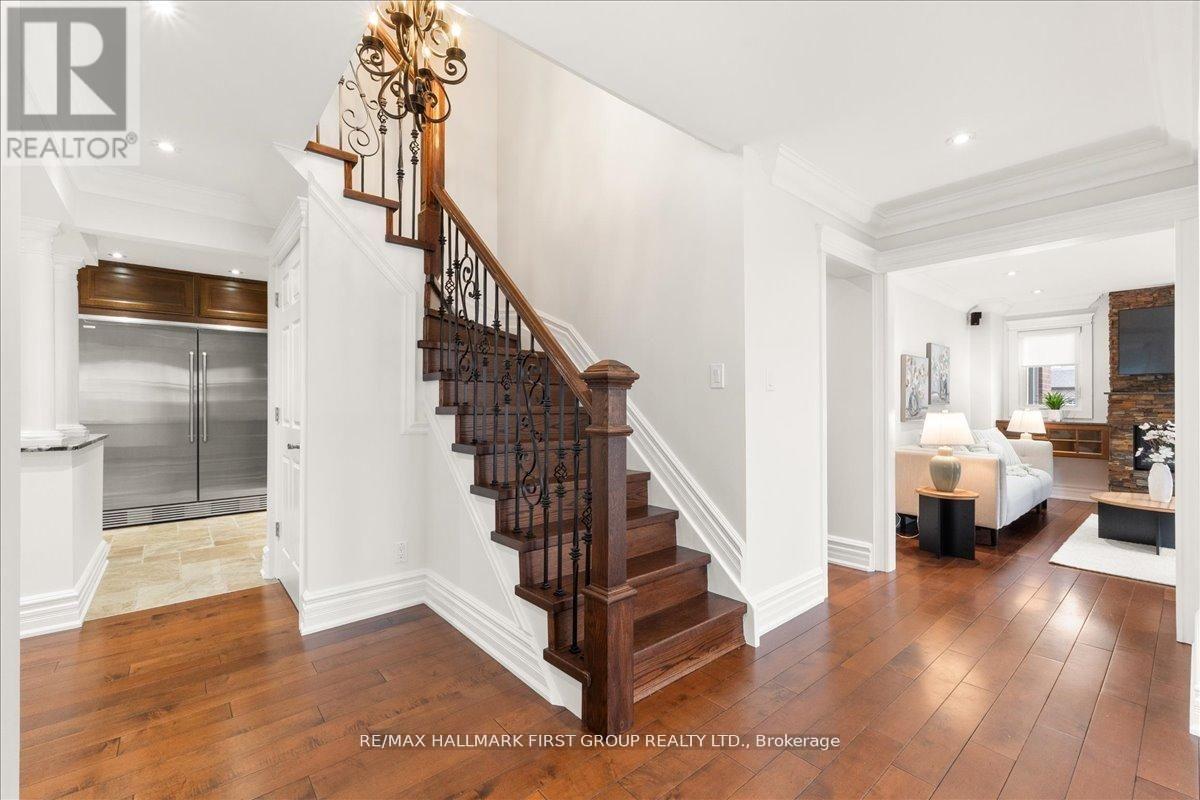 986 Mountcastle Crescent, Pickering, ON