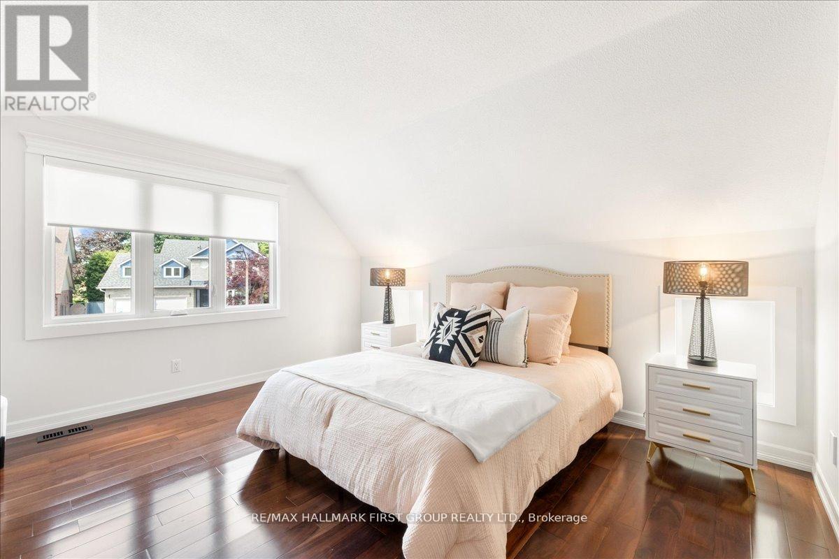 986 Mountcastle Crescent, Pickering, ON