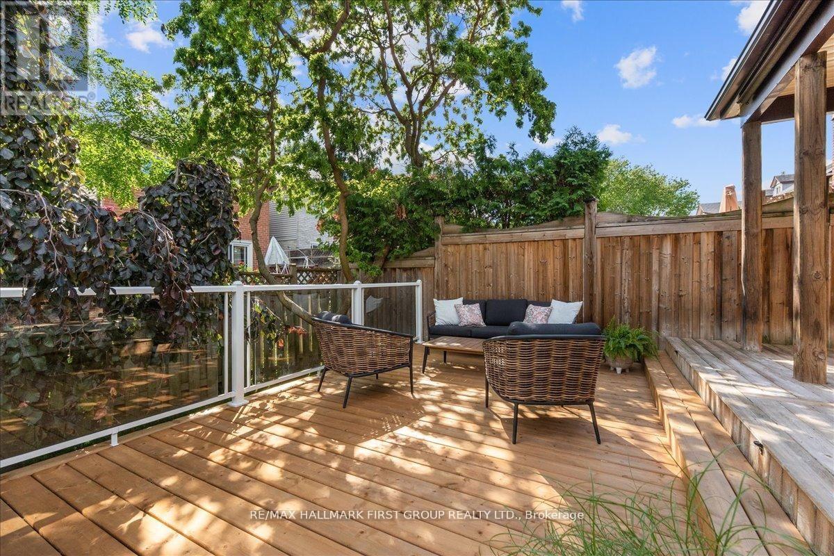 986 Mountcastle Crescent, Pickering, ON