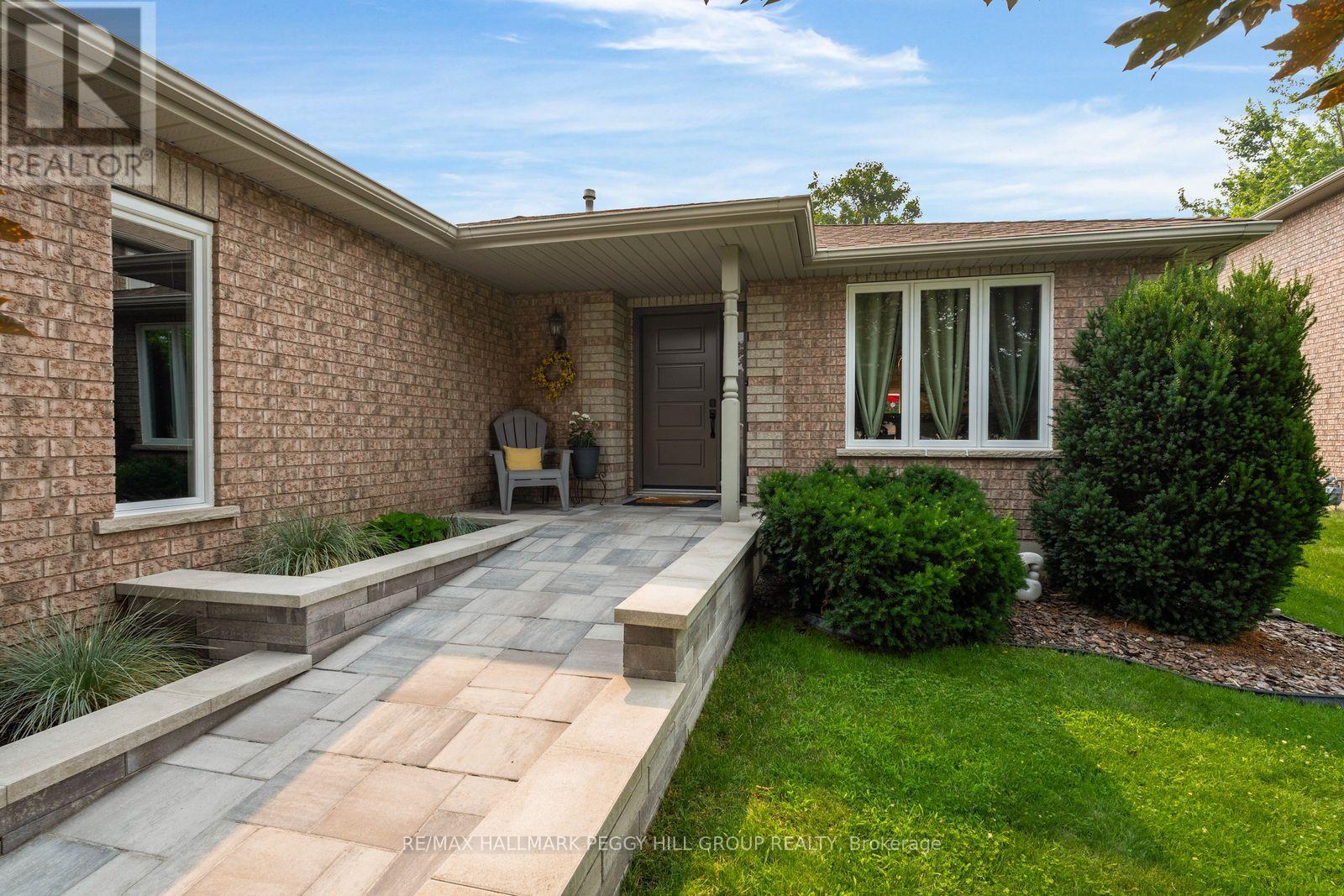 43 Nicklaus Drive, Barrie, ON
