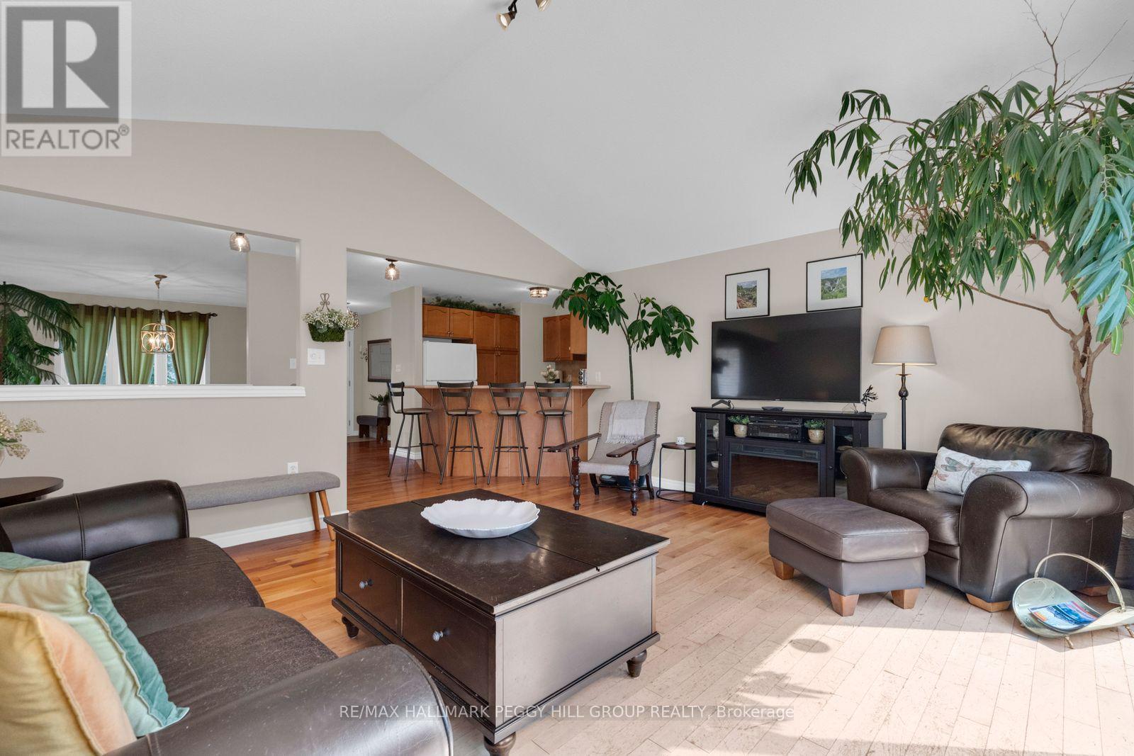 43 Nicklaus Drive, Barrie, ON