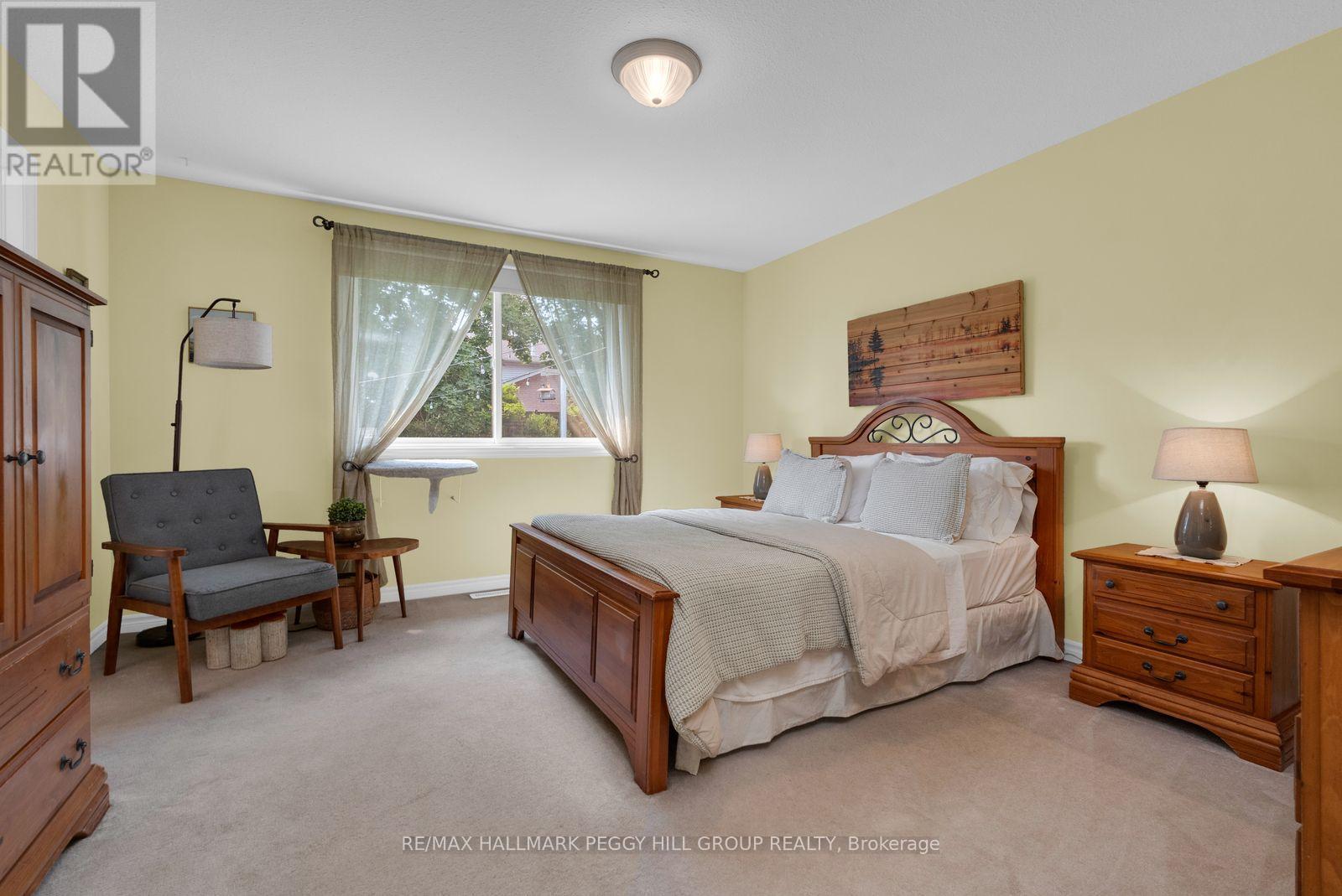 43 Nicklaus Drive, Barrie, ON