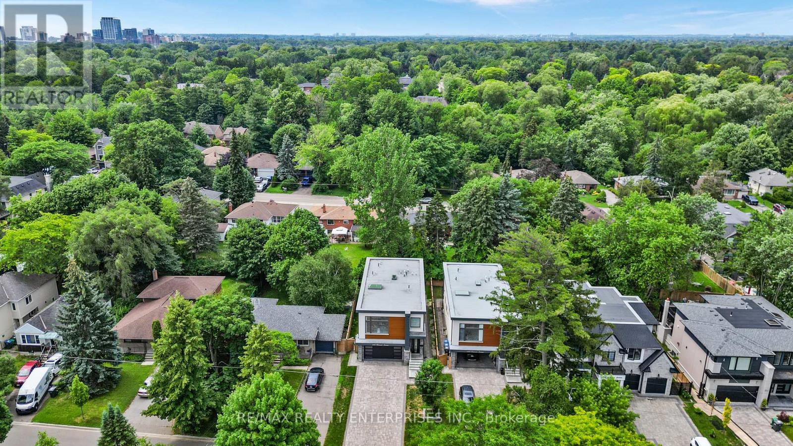 1362 Kenmuir Avenue, Mississauga, ON