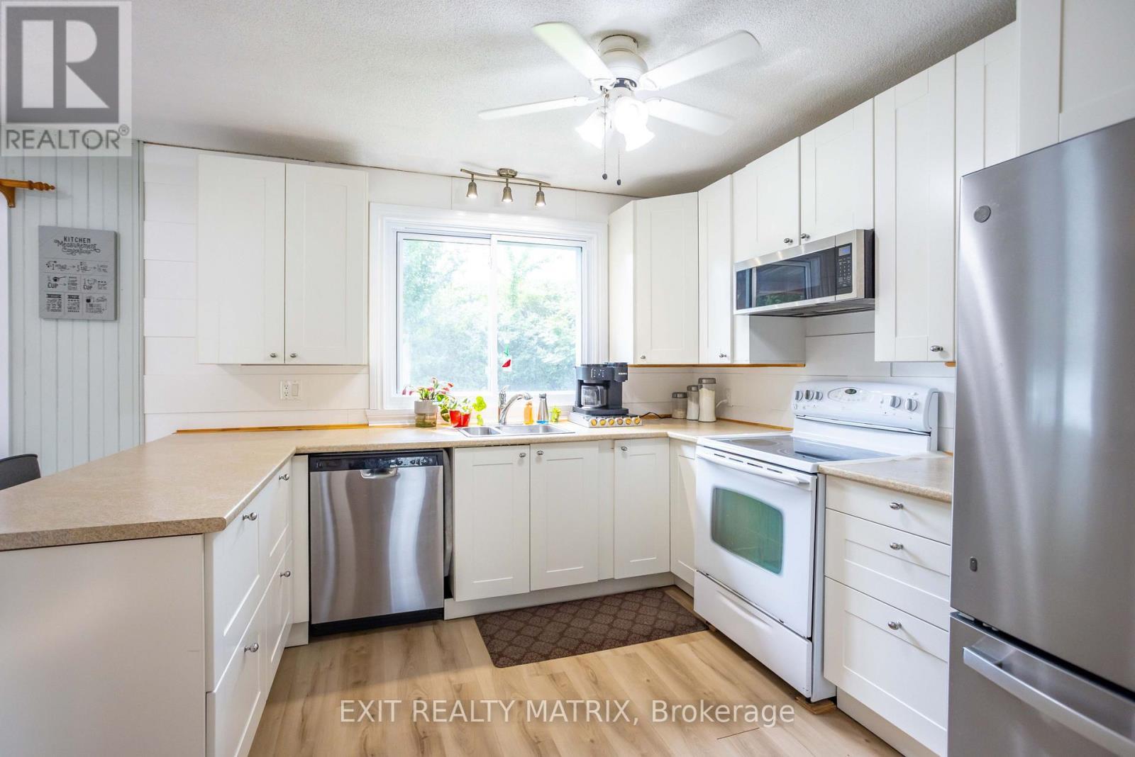 415 Front Road W, Champlain, ON