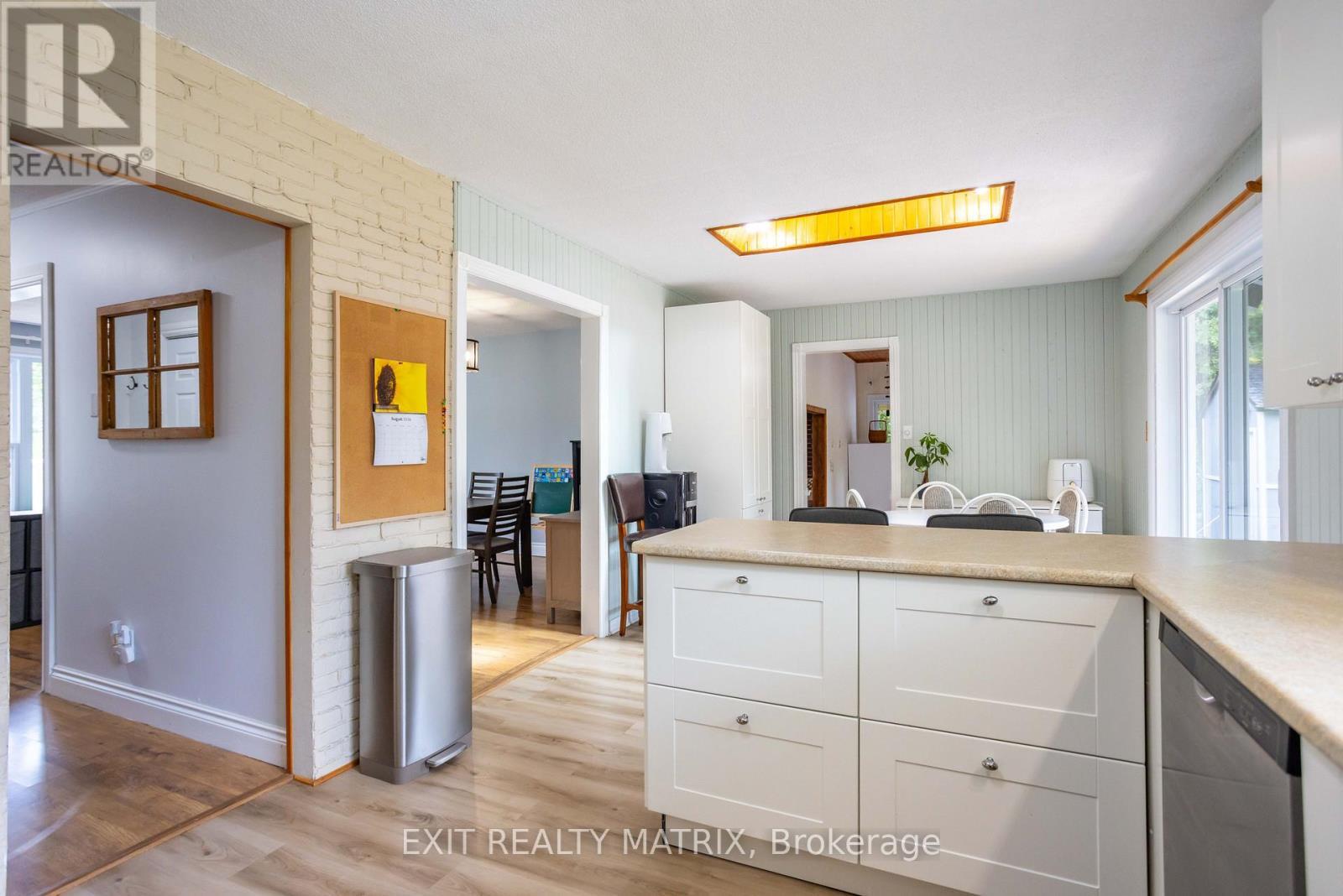 415 Front Road W, Champlain, ON