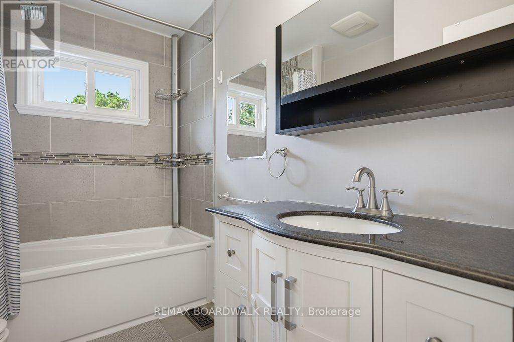 2306 Ryder Street, Ottawa, ON