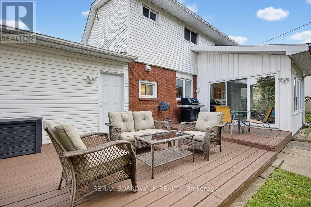 2306 Ryder Street, Ottawa, ON