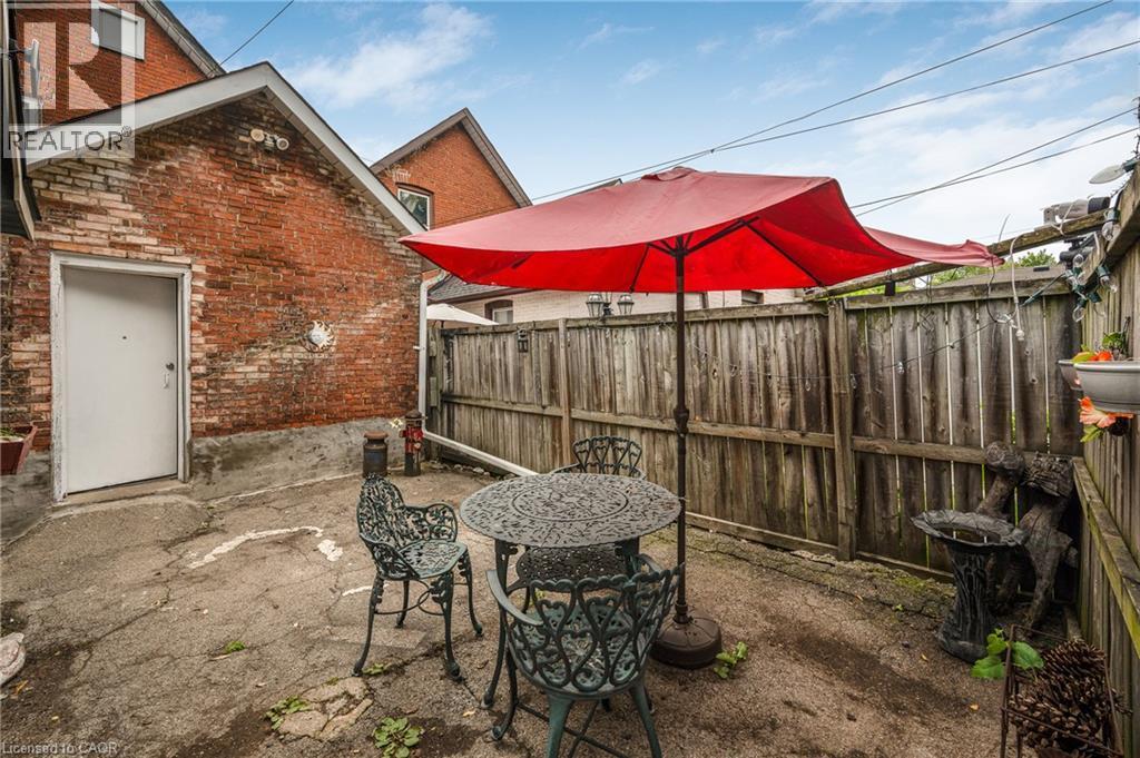 466 Cannon Street E, Hamilton, ON