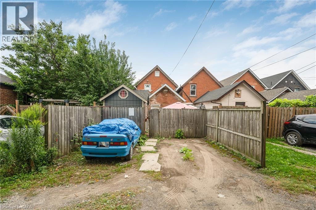 466 Cannon Street E, Hamilton, ON