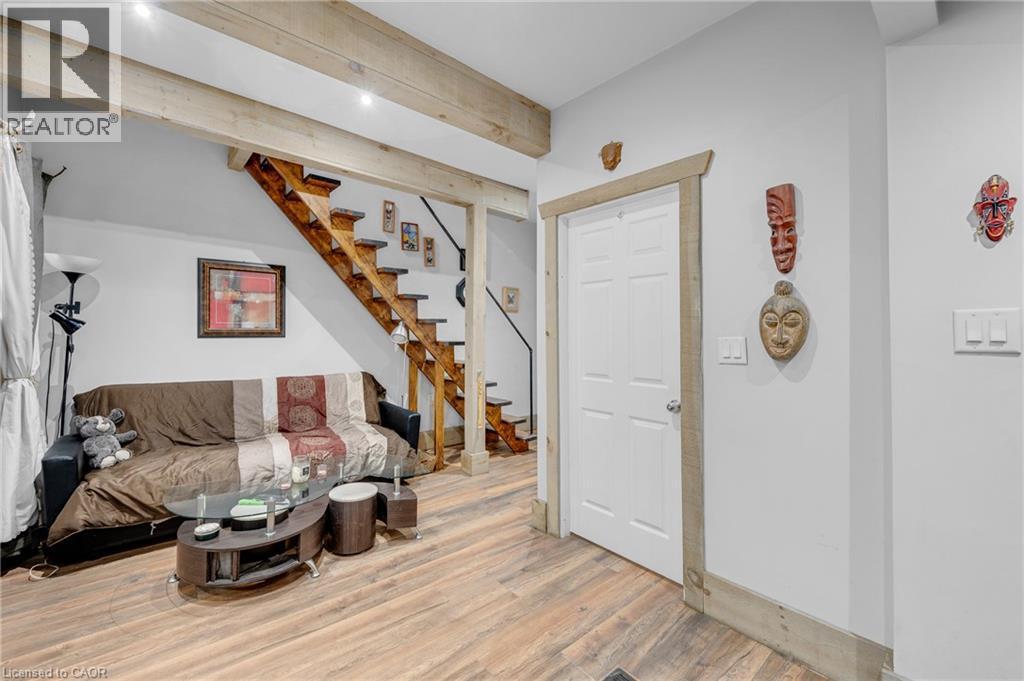 466 Cannon Street E, Hamilton, ON