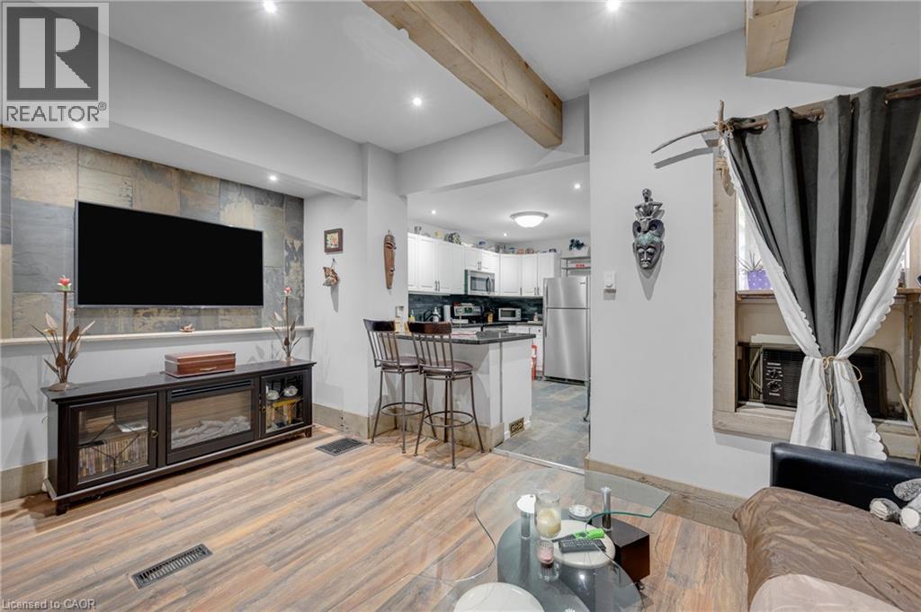 466 Cannon Street E, Hamilton, ON