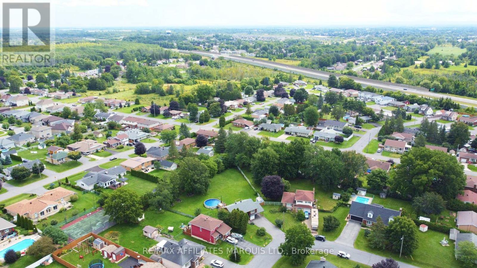 422 Hilbert Avenue, Cornwall, ON