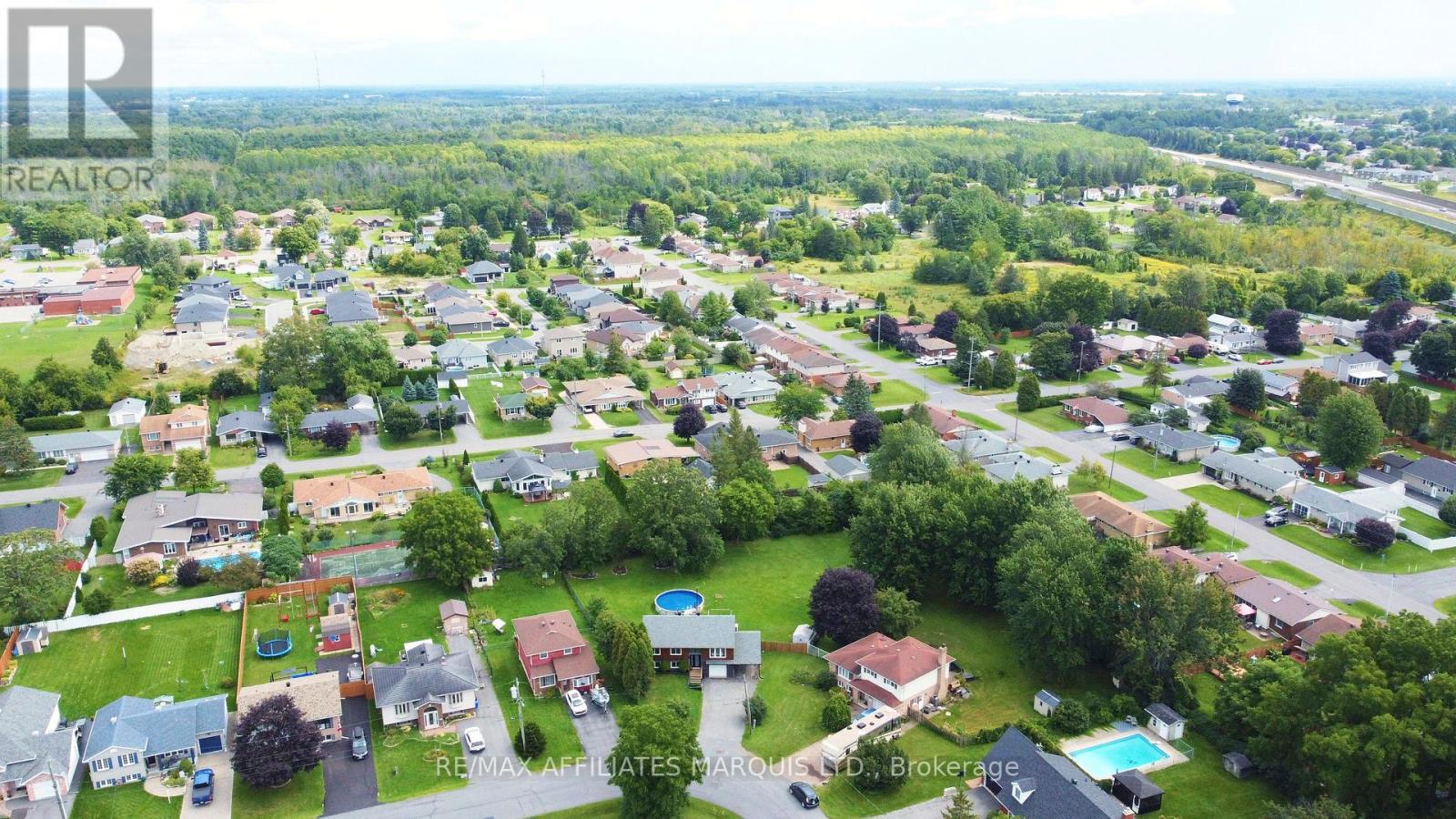 422 Hilbert Avenue, Cornwall, ON