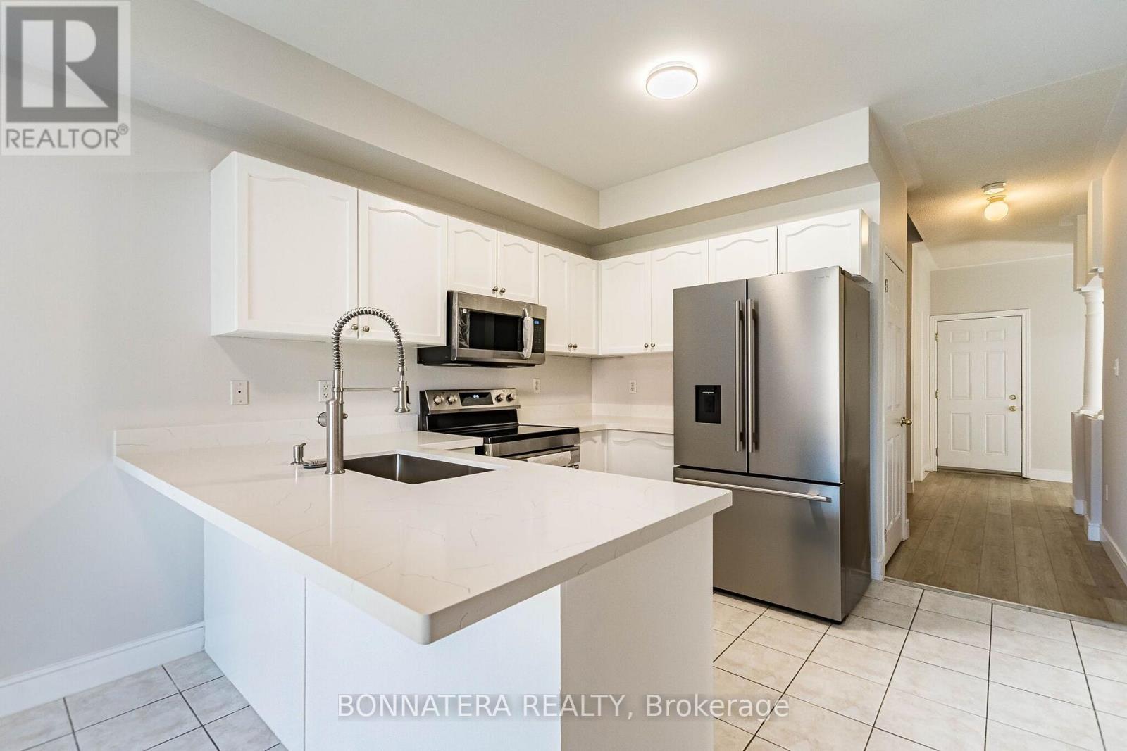 4297 Guildwood Way, Mississauga, ON