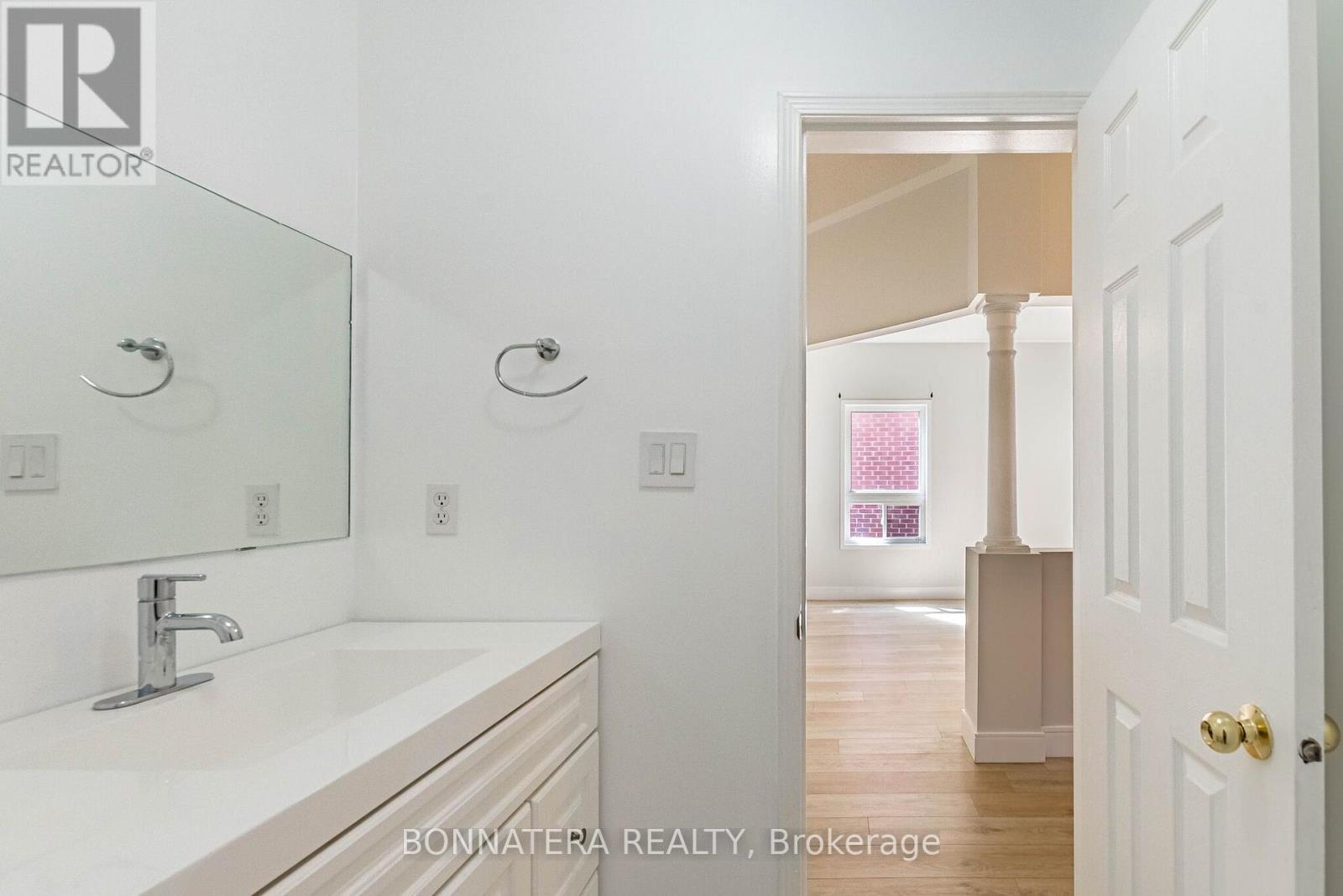 4297 Guildwood Way, Mississauga, ON