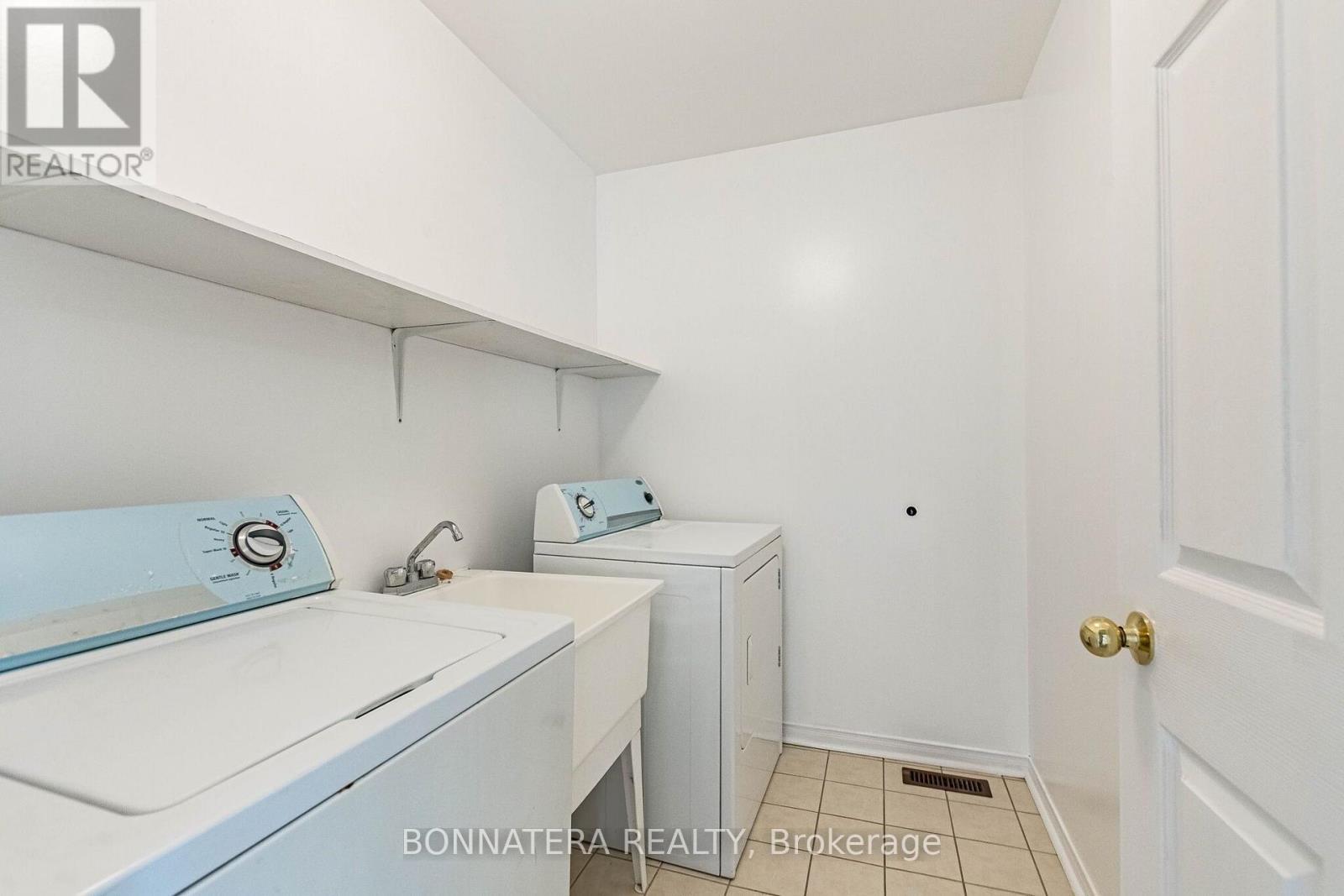 4297 Guildwood Way, Mississauga, ON