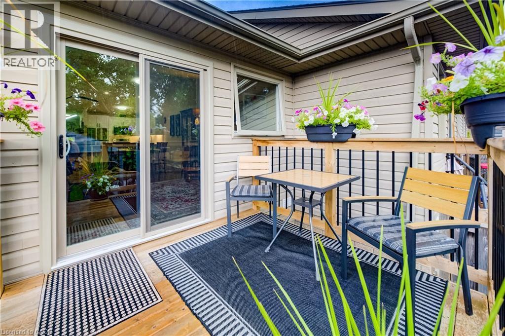 16 Steed Court, Brantford, ON
