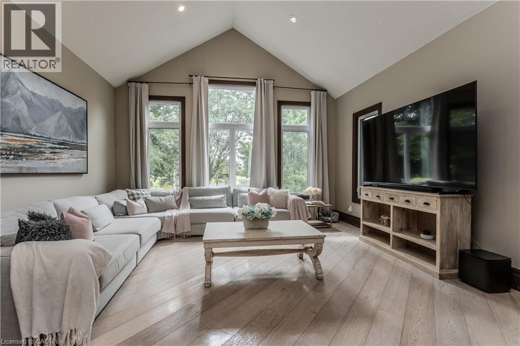 5200 No 2 Side Road, Milton, ON