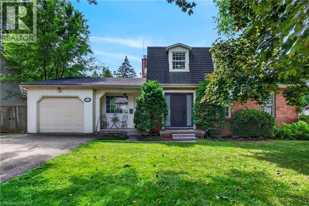 166 Orchard Drive, Ancaster, ON