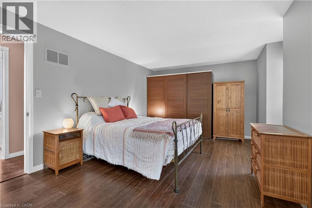 166 Orchard Drive, Ancaster, ON