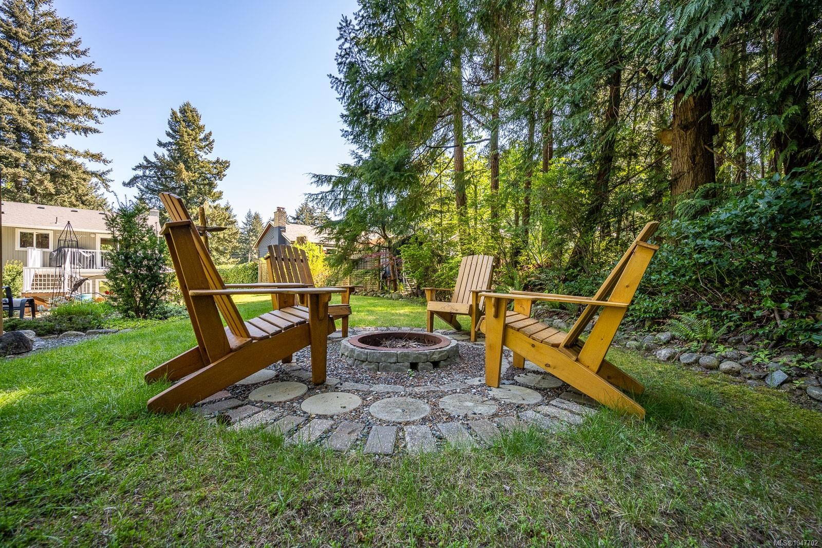 1023 Sylvan Rd, Comox, BC