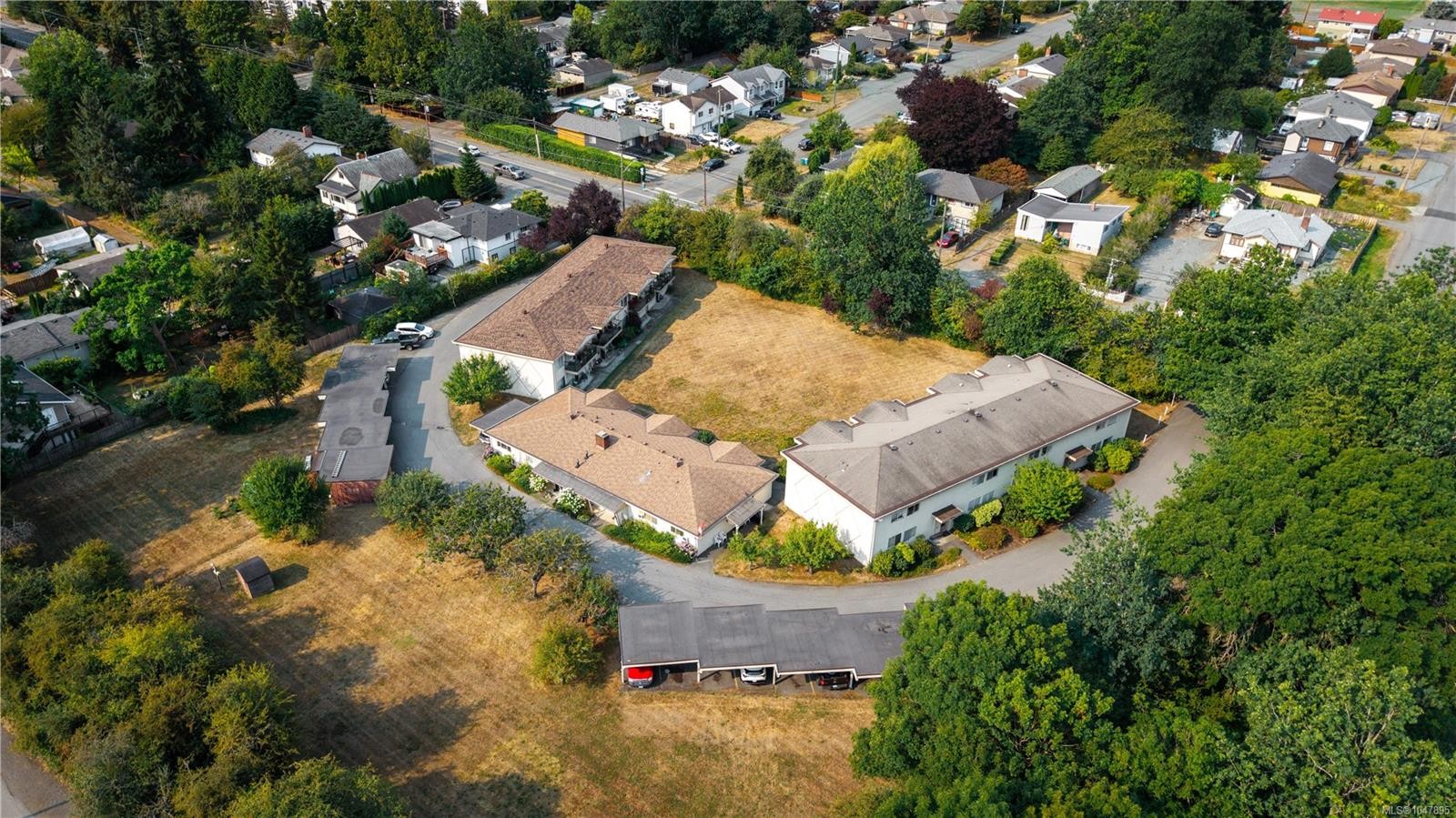 664 Bruce Ave, Nanaimo, BC