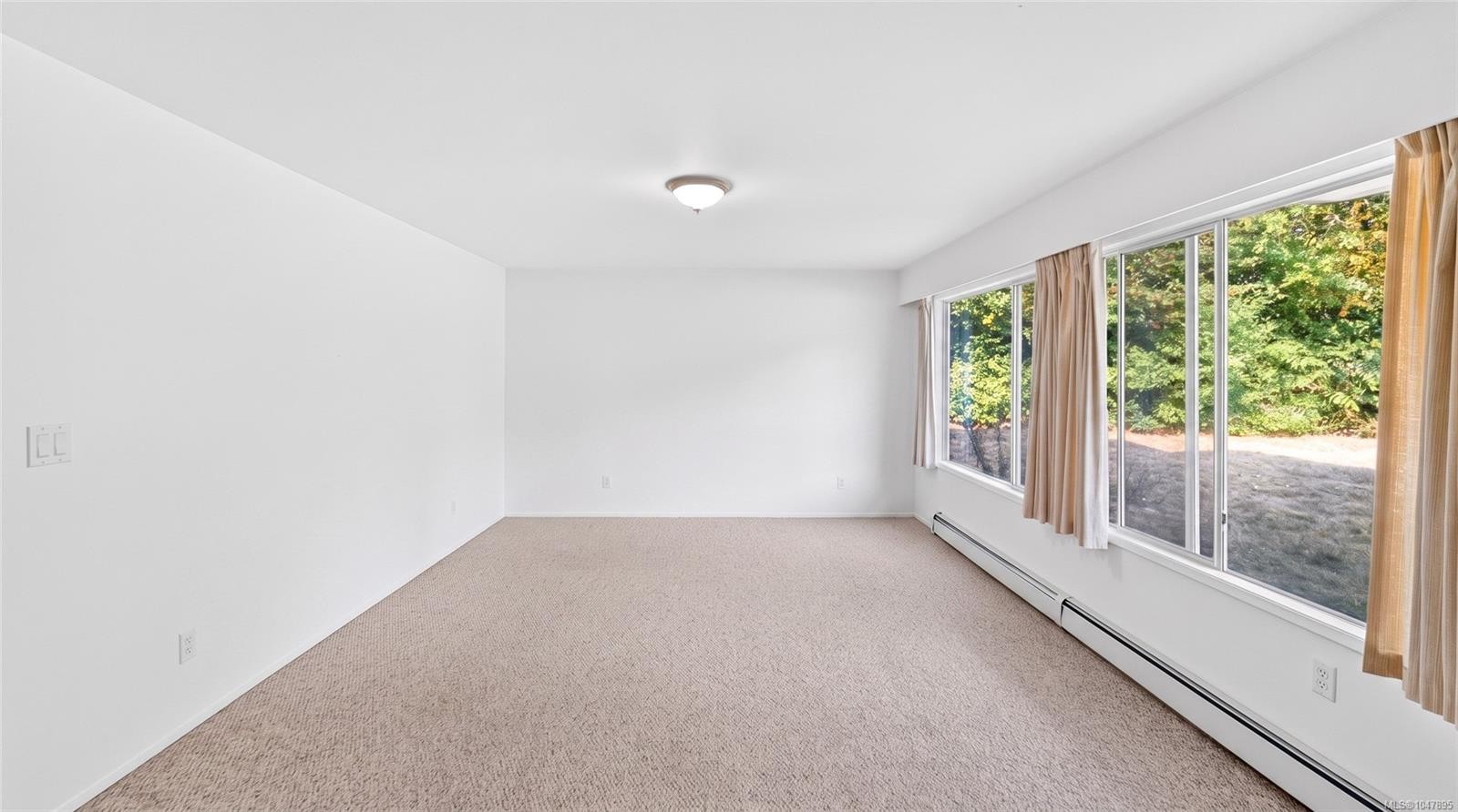 664 Bruce Ave, Nanaimo, BC