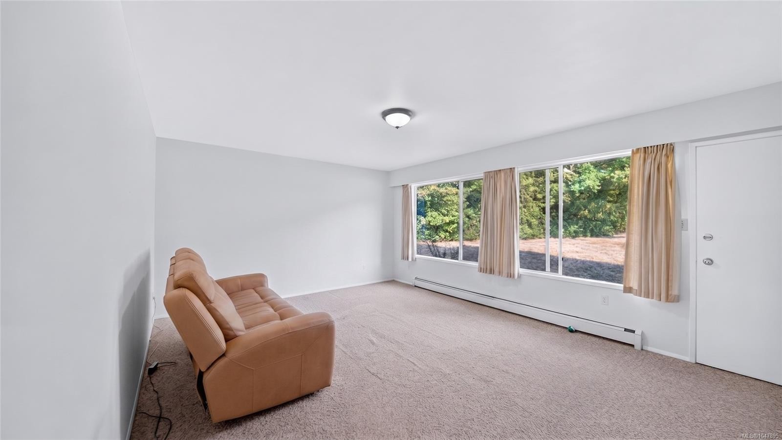 664 Bruce Ave, Nanaimo, BC
