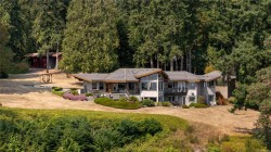 466 Meredith Rd Mill Bay, BC V0R 2P3