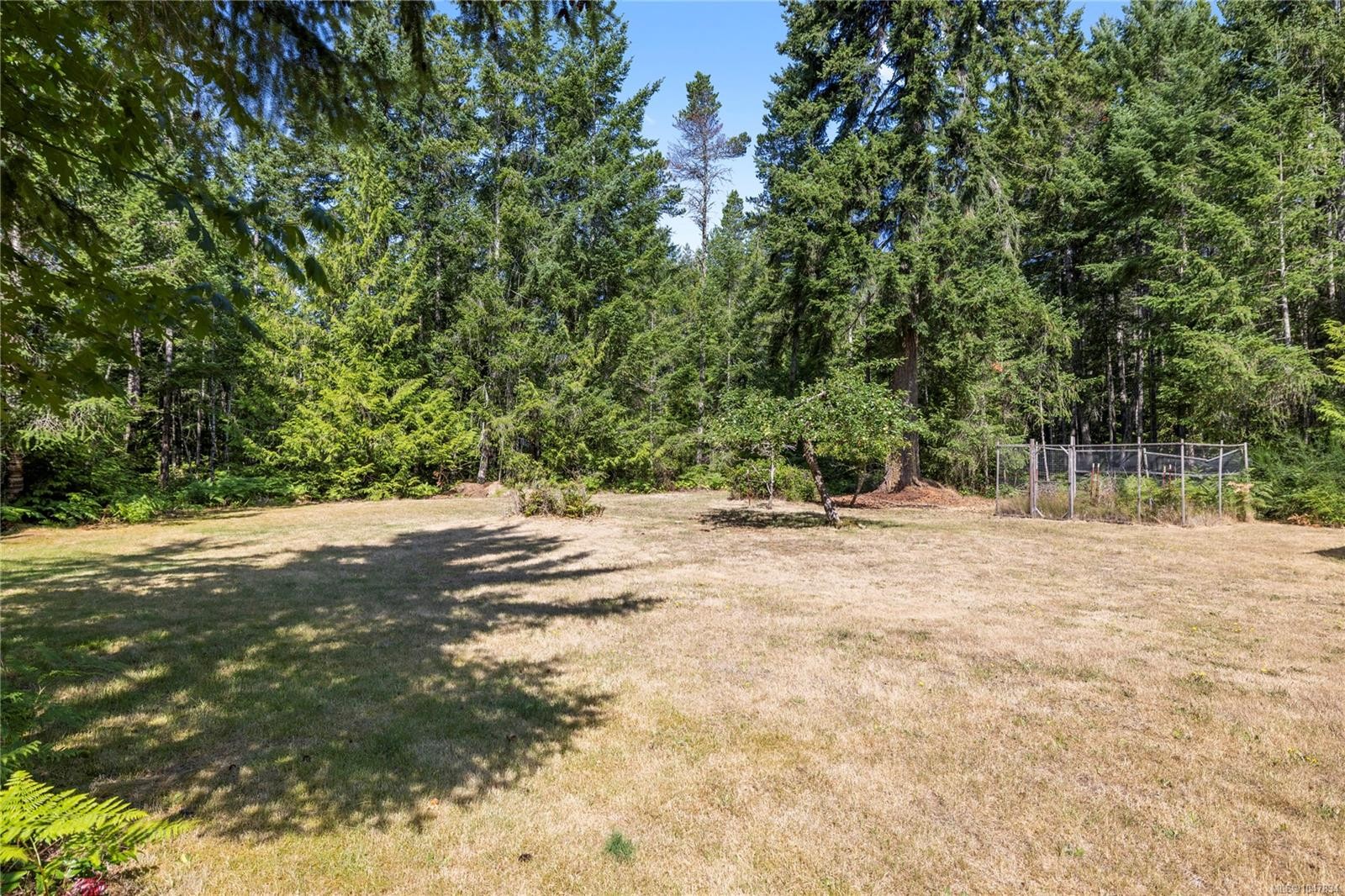 480 Oakdowne Rd, Qualicum Beach, BC