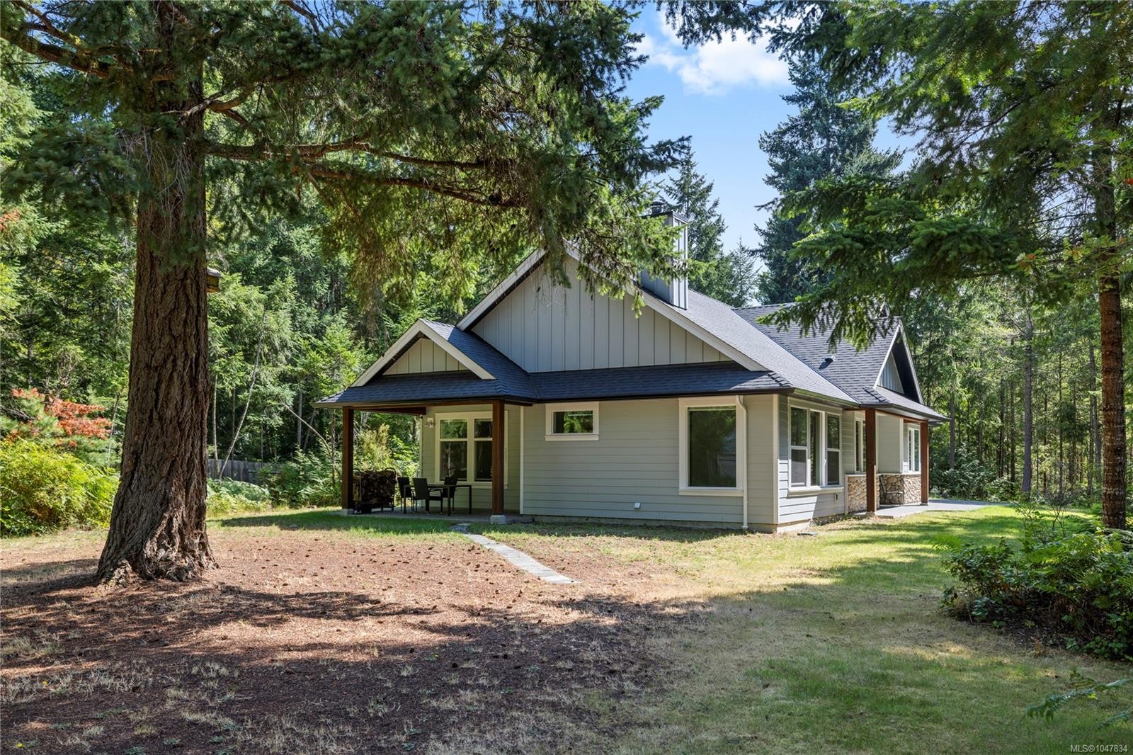 480 Oakdowne Rd, Qualicum Beach, BC