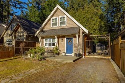 1002 Fashoda Pl Langford, BC V9C 3X1