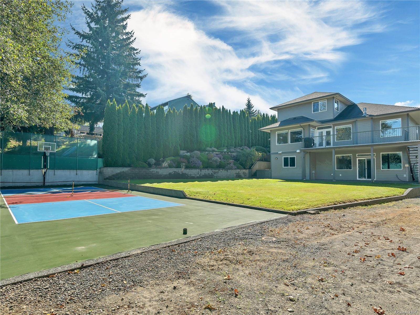 830 Pinecrest Rd, Campbell River, BC