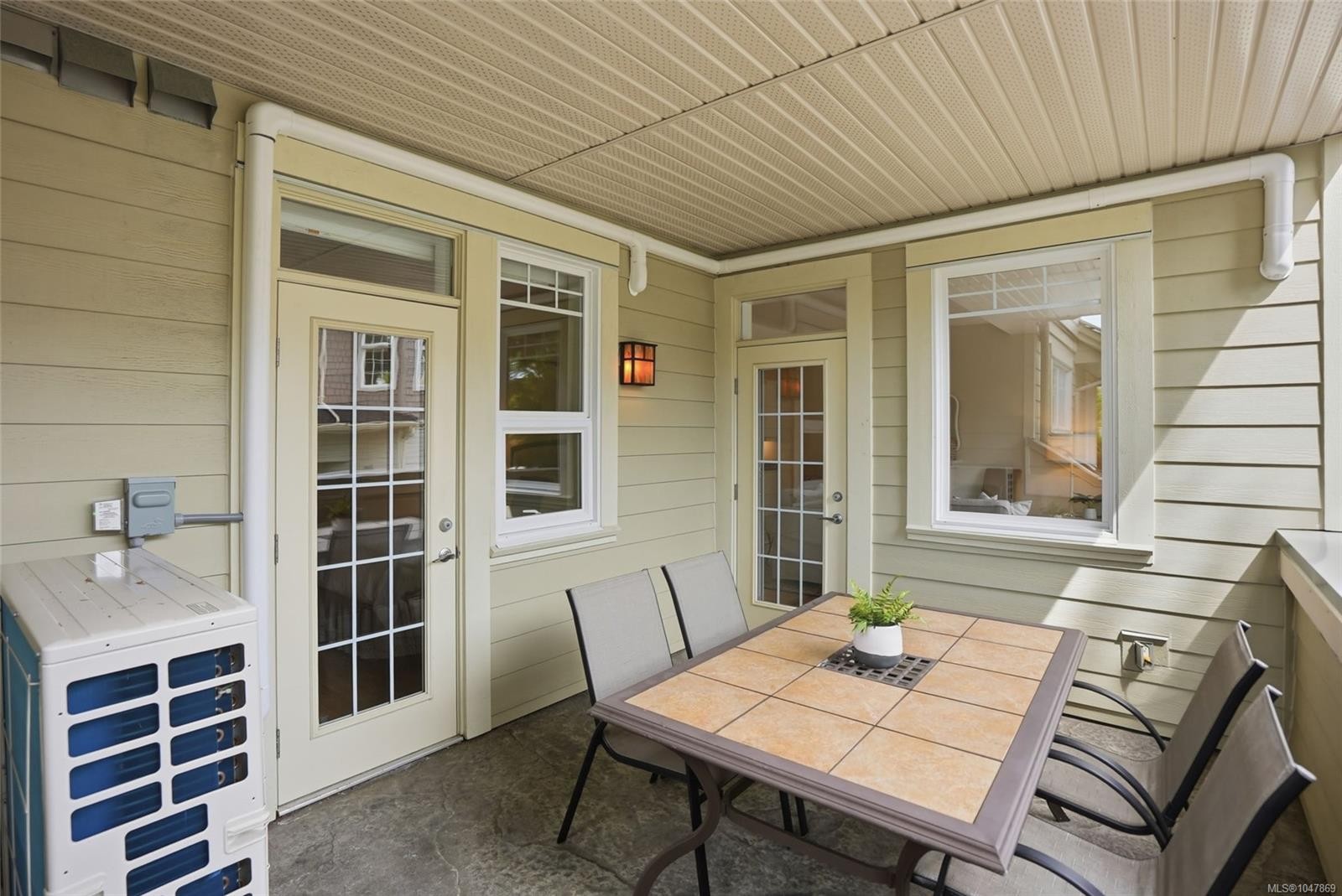 #101-193 Second Ave West, Qualicum Beach, BC