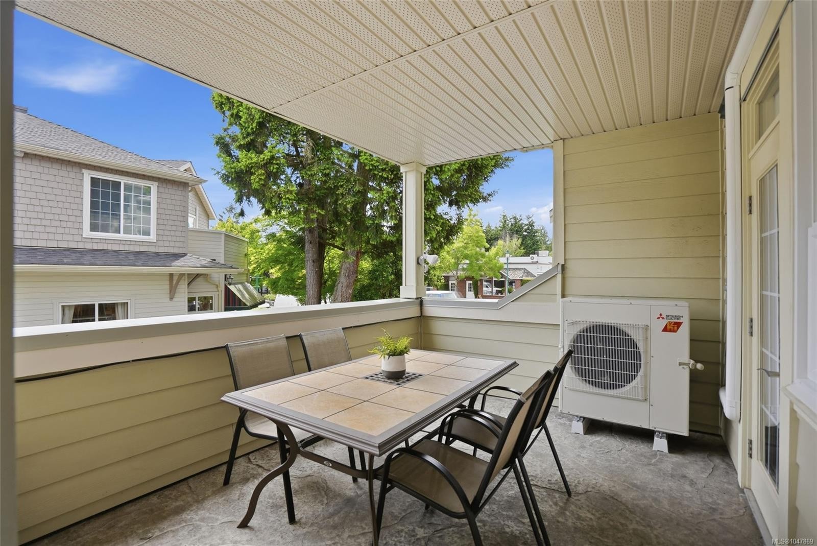 #101-193 Second Ave West, Qualicum Beach, BC
